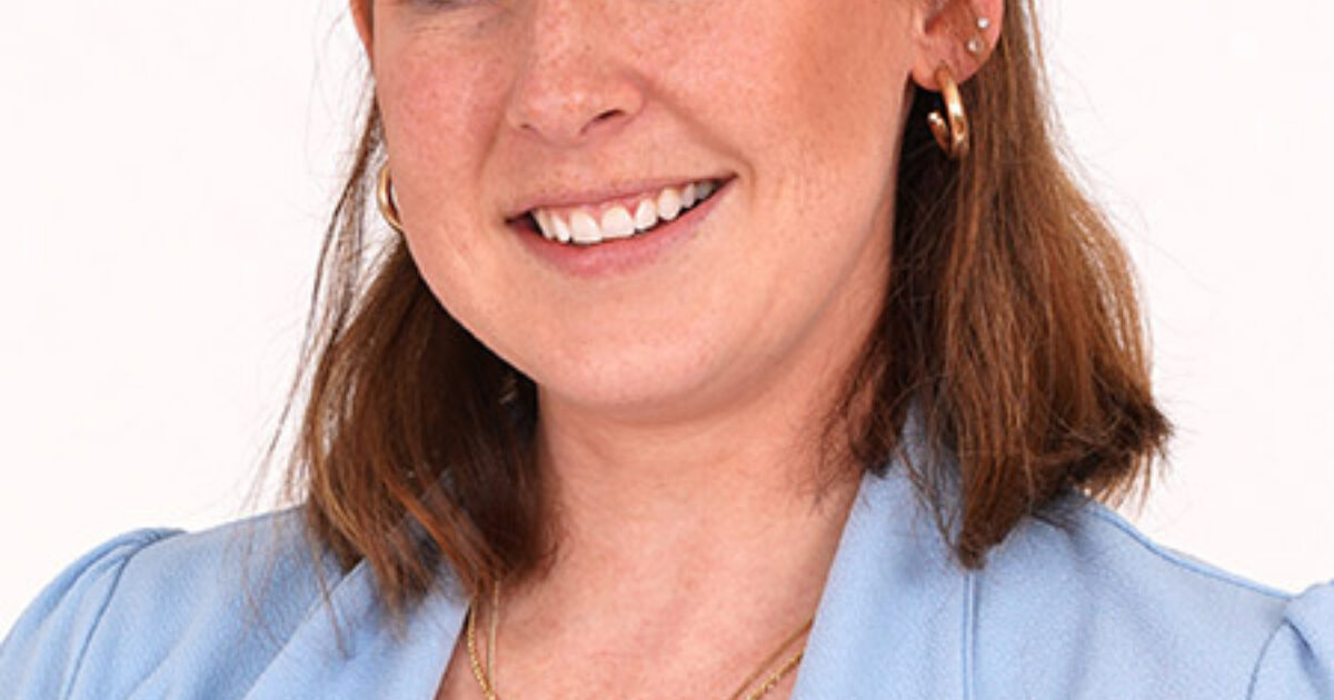 Official Website | Stadium Theatre | Cassie Murdock